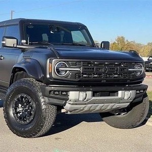 NUEVO PARA FORD BRONCO, ASIENTOS DE CUERO INTERIOR OSCURO, DIRECCIÓN A LA IZQUIERDA, SEDÁN 2022, 6 CILINDROS, SEMIAUTOMÁTICO - Product Image 1