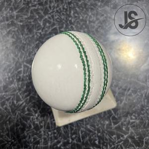 Balle de cricket de sport haute performance de meilleure qualité en cuir dur balle dure 4 pièces/2 pièces Sialkot fabrique JawasSports - Product Image 5