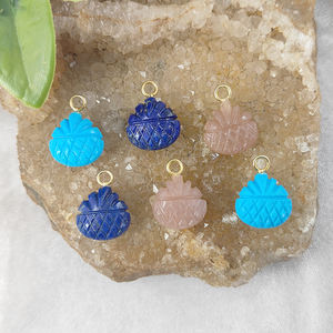 Pendentif de sculpture d'ananas de pierre de lune de pêche pendentif à breloque en pierre naturelle fait à la main pour la fabrication de bijoux - Product Image 5