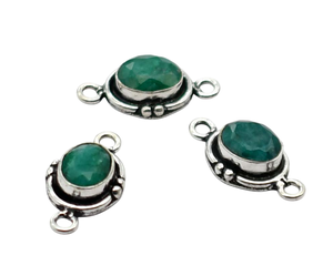 Conector de Doble Aro Chapado en Plata Antigua y Oro de 18K con Gema de Corte Esmeralda 21x11mm NC77, Lote de Fornituras para Fabricación de Joyas - Product Image 2