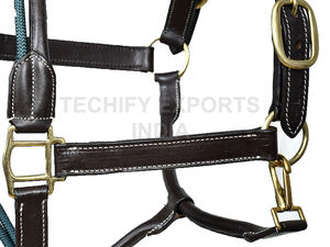 Licol de cheval en cuir de qualité supérieure avec ferrures en laiton et muserolle en corde bicolore, licol équestre réglable - Product Image 6