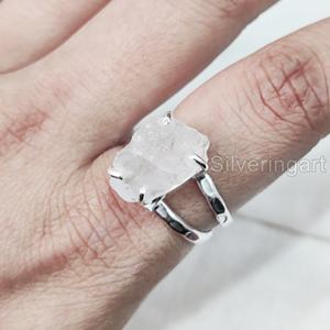 Joyería de piedra en bruto, anillo para mujer, en bruto de cuarzo rosa Natural piedra preciosa, piedra natal de abril, dos bandas martilladas, anillo de Plata de Ley 925 - Product Image 3