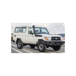 Camioneta Usada en Buenas Condiciones, Lista para Aventura, Precio Económico, Estándar de Exportación - Product Image 6