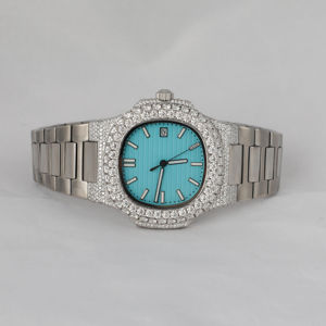 Montre de luxe pour homme avec cadran carré en verre, diamants VVS et moissanite, bracelet en acier inoxydable semi-sertie, personnalisable - Product Image 1