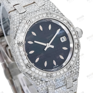 Montre glamour en diamant Moissanite Montre de luxe à bracelet en acier inoxydable entièrement glacé pour un style unisexe moderne - Product Image 3