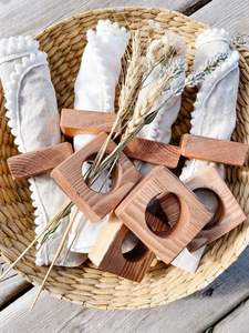 Ronds de serviette en bois ronds faits à la main pour le décor de table d'accent d'hôtel et de cuisine de mariage avec caractéristique de stock - Product Image 6
