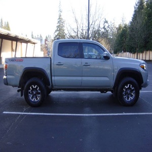 EXCELLENT ÉTAT 2023 To-yo-ta Tacoma TRD Off-Road - Product Image 2