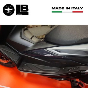 Adesivi Protettivi Laterali 3D Boomerang Compatibili per Honda Forza 125 2022-23, Accessori per Moto - Product Image 4