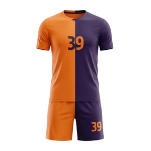 Conjunto de Uniforme de Fútbol Personalizado por Sublimación, Naranja y Morado con Paneles Divididos, Ropa Deportiva de Secado Rápido para Entrenamiento de Equipos - Product Image 1