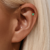 Pendientes de Piercing de Plata S925 con Calcedonia Verde de Cuatro Puntas de 2mm 3mm 4mm en Forma de Triángulo de Pétalo con Parte Trasera Plana y Baño de Oro