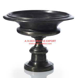 Grande urne à fleurs en métal argenté Urne à fleurs décorative de table en métal aluminium pour maison Salon Urne faite à la main imprimée sur mesure à vendre - Product Image 5