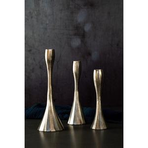 Superbe bougeoir en aluminium de style ancien avec des détails exquis et une ferronnerie artisanale artistique pour un décor élégant - Product Image 1