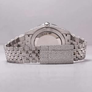 Reloj de Pulsera de Cuarzo con Esfera Negra Completamente Adornada con Diamantes de Moissanita, Unisex, Lujoso, Elegante, de Acero Inoxidable, Blanco y Dorado - Product Image 5