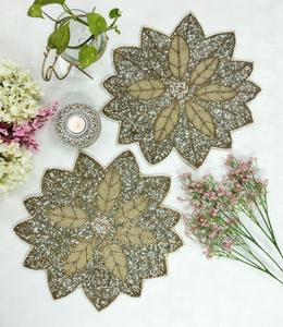 Sous-verre de table fait main en verre brodé de perles, motif animal, luxe sur mesure, broderie au point de croix, écologique - Product Image 2