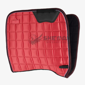 Matelassé de luxe anglais matériau respirant tapis de selle en gros durable doublure douce léger confortable équestre - Product Image 3