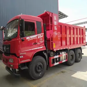 Camion à benne basculante Dongfeng 40 tonnes 50 tonnes 60 tonnes design installé 260 HP Dongfeng E3 Euro 4 Euro 5 moteur 8x4 type camion à benne basculante