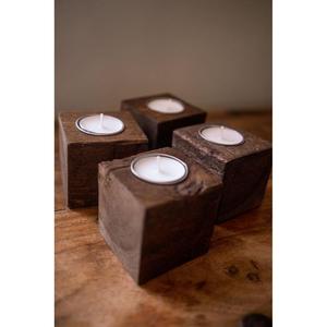 Juego de 3 portavelas de diseño antiguo hecho a mano de oro puro con base de madera y 3 soportes dorados a muy buen precio - Product Image 3