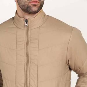 Chaqueta de bombardero para hombre de calidad superior Servicio OEM Personalizado Impermeable Recubierto Poliéster/Nylon Logotipo frontal Estilo de calle principal - Product Image 5