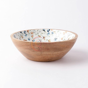 Bol en bois fait main avec un superbe design floral magnifiquement conçu pour ajouter de l'élégance à votre décoration intérieure - Product Image 6