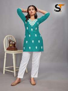 Tops cortos bordados de tela de rayón pesado más vendidos para oficina y uso regular Conjunto de Kurta informal de diseñador para mujer a la venta - Product Image 5