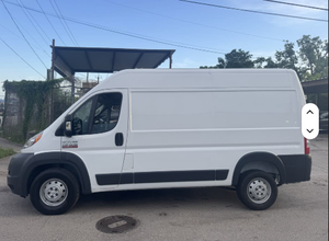 Furgoneta de Carga RAM PROMASTER 1500 136 de Techo Alto, 2017, Usada, Económica, con Volante a la Izquierda/Derecha - Product Image 3