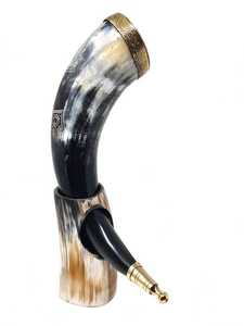 Corne viking polie à la main avec support, style animal, pour la consommation traditionnelle nordique, usage décoratif lors d'occasions spéciales - Product Image 2