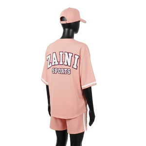 Conjunto de Pantalones Cortos de Béisbol para Mujer, Tela de Malla de Poliéster Ligera de 150 GSM, Panel Lateral Suave Color Durazno, Logotipo Aplicado, Conjuntos para Mujer - Product Image 5