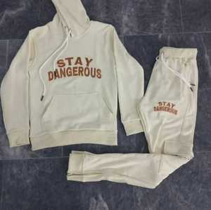 Vente en gros Survêtement 100% Coton Unisexe Design Unique Broderie Imprimé Sublimation Logo Détresse Ensembles Jogger Pas Cher de Haut Niveau - Product Image 6