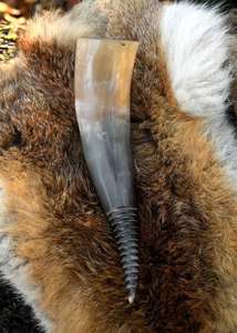 Cuerno de Buey para Beber de Vaca, Taza Vikinga de Cuerno de Búfalo Pulido para Fiestas Tostadas, Cuerno de Buey de Vidrio de Estilo Animal Único - Product Image 4