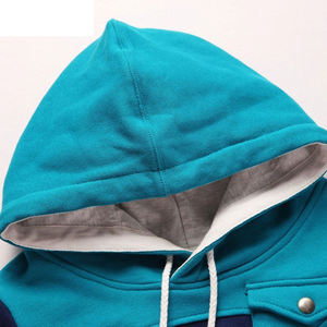 Pulls à capuche personnalisés pour enfants avec tissu polaire respirant Manches complètes Vêtements thermiques dans la dernière conception la plus vendue - Product Image 4