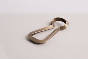 Elegante Abridor de Botellas de Aluminio para una Colección de Bar Premium que Agrega un Toque Moderno y una Utilidad Práctica - Product Image 2