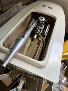 V i n t a g e RC Barco Lote De 2 Casco De Fibra De Vidrio 2 Motores Controlador W Extras Enorme Lote Excelente Estado - Product Image 4