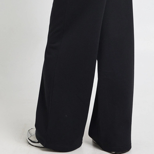 Survêtement pour femmes de haute qualité / au design élégant 2026, couleur unie, manches longues, coupe décontractée et confortable - Product Image 6