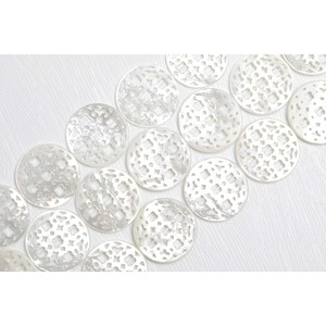 สร้อยประดับเปลือกหอยและลูกปัดปะการังทรงกลม รุ่น SG0026 - Product Image 1
