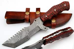 Couteau de chasse artisanal en acier Damas avec manche en bois et étui en cuir, pour la survie en extérieur, personnalisable OEM - Product Image 2