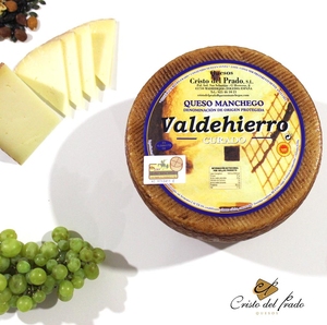 Cristo Del Prado, fromage dur fermenté artisanal en ligne, D.O. Moitiés de mouton Manchego pasteurisées en vrac, emballées sous vide, prêtes à consommer - Product Image 3