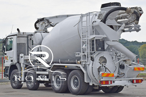 Camion Pompa per Calcestruzzo Mercedes-Benz Actros 8x4 con Sistema Idraulico Diesel, Colore Bianco - Product Image 5