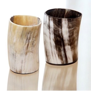 Gobelet en verre en corne naturelle, gobelet à boire en verre naturel de haute qualité personnalisé en verre de vache corne naturelle pour boisson à la bière corne en verre - Product Image 1