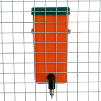 Abreuvoir lapin Design européen RD32 1 litre Volume bouteille en plastique PP de haute qualité et abreuvoir à mamelon en acier inoxydable utilisation agricole