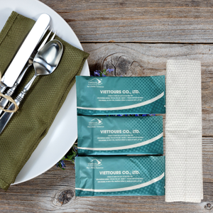 Lingettes nettoyantes humides jetables de voyage pour restaurants au design personnalisé Nettoyage rapide du fabricant vietnamien en pack de taille voyage - Product Image 1