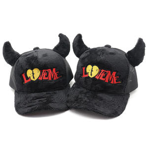 Gorras de Béisbol de Terciopelo Personalizadas de 5 Paneles, Estilo Deportivo, con Malla, Fabricante de Gorras, Moda 2025 - Product Image 1