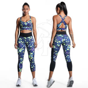 ชุดโยคะพิมพ์ลายสำหรับผู้หญิงวัสดุอ่อนนุ่มช่วยพยุงและใส่สบายสำหรับโยคะและฟิตเนส - Product Image 2