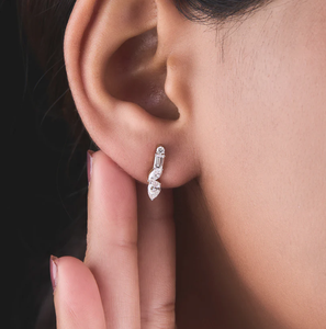 Boucles d'oreilles en diamant en forme de poire exquises avec étincelle étonnante pour la soirée et l'anniversaire de l'Inde - Product Image 6
