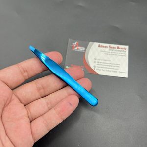 Pince à épiler professionnelle pour les sourcils Logo personnalisé Plasma bleu en acier inoxydable - Product Image 5