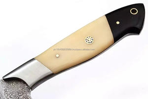 Couteaux couperet Damas robustes de 8 pouces avec logo personnalisé, manche en bois en acier à haute teneur en carbone, couteaux de chef de chasse et de camping écologiques - Product Image 4