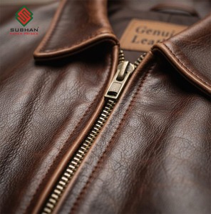 Chaqueta de Cuero Sintético Marrón Hecha a Mano para Hombre |   Chaqueta Bomber Casual Estilo Motero Vintage |   Ropa de Motociclista Clásica Retro con Forro de Lana - Product Image 3