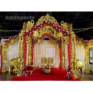 Mandap de Boda Tallado con Diseño de Pavo Real Maharani, Mandap de Boda Tradicional de Doble Poste, Mandap de Boda Tradicional con Diseño de Pavo Real, Brisbane - Product Image 1
