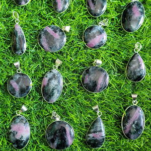 Colgante de cabujón de turmalina rubí Colgante de piedras preciosas de turmalina semipreciosa Precio al por mayor Colgantes - Product Image 3