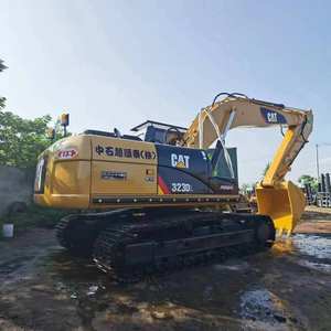 Gran oferta de excavadora sobre orugas Caterpillar 323DL usada en los EE. UU. Los componentes básicos incluyen motor - Product Image 3