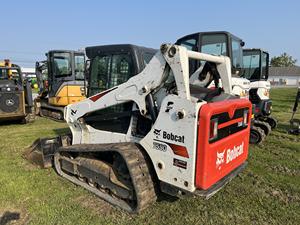 รถตักล้อยางขนาดเล็ก รุ่น T590 ปี 2020 พร้อมเครื่องยนต์ Doosan ปั๊ม มอเตอร์ ลูกปืน และเกียร์บ็อกซ์ กำลัง 75 กิโลวัตต์ ประสิทธิภาพสูง - Product Image 4